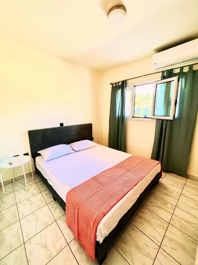 Kalamata Garden Suite Exterior foto